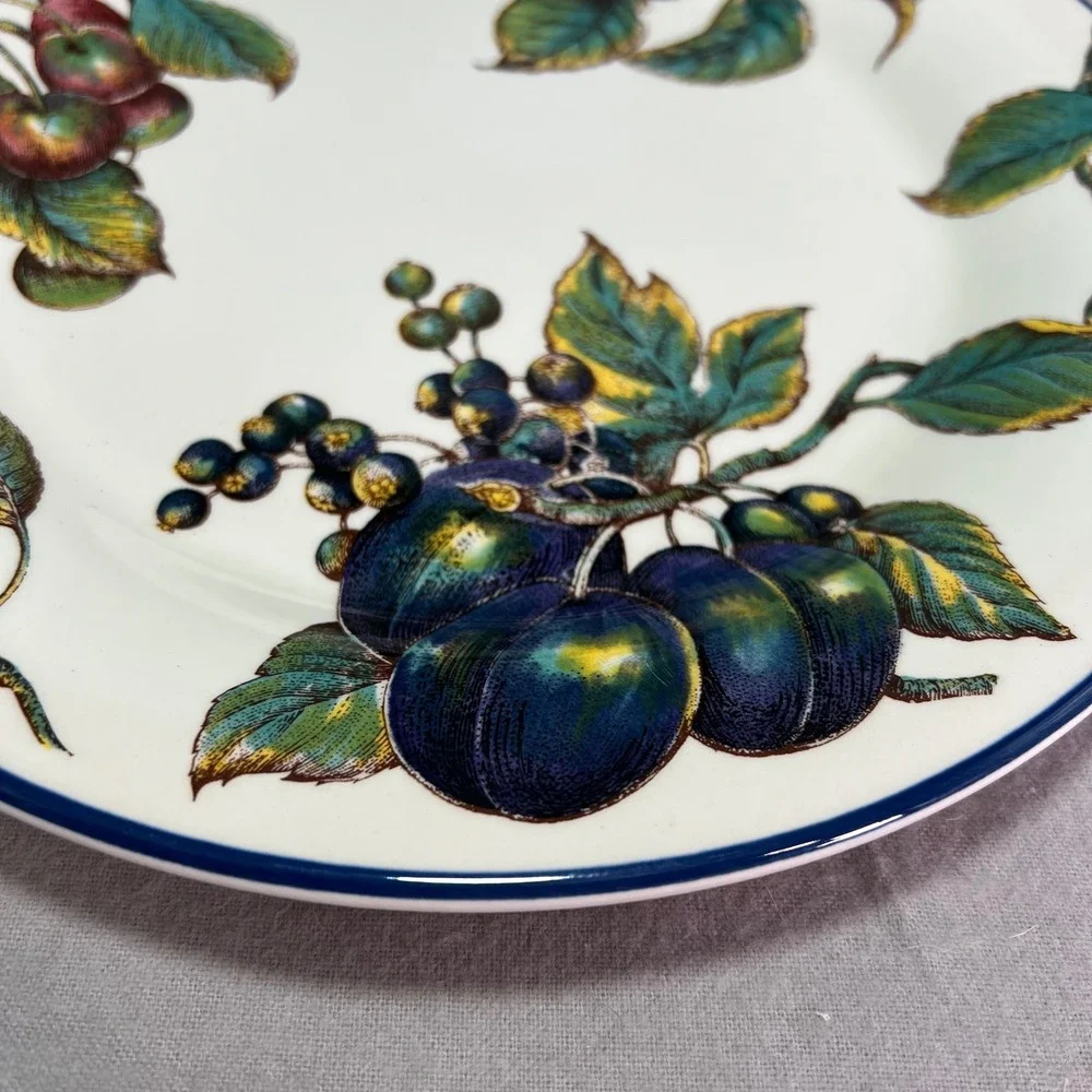 Pier 1 Macintosh Dinner Plates Set of 2 White Fruit Harvest Cottagecore 10.25in